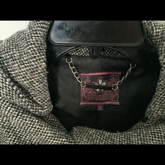 Wool coat - Picture 3 of 4